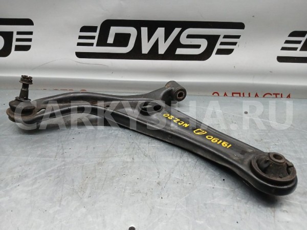 Рычаг подвески Toyota Raum 