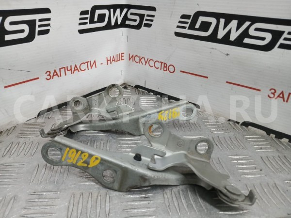 Петля капота Toyota Avensis 