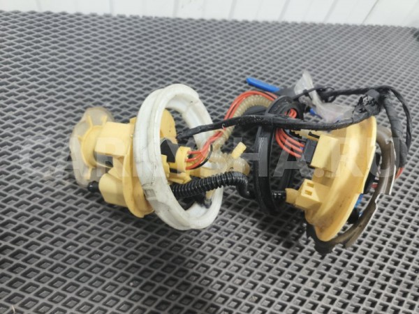 Топливный насос Audi Q7 2017 4M0919088D 4M CRTA Audi Q7 