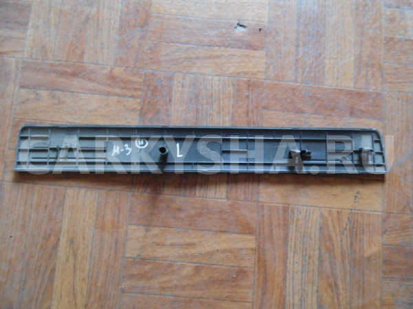 Накладка порога (внутренняя) Mazda 3 BL (2008—2011) Mazda 2 оригинальный номер BBP3687F0