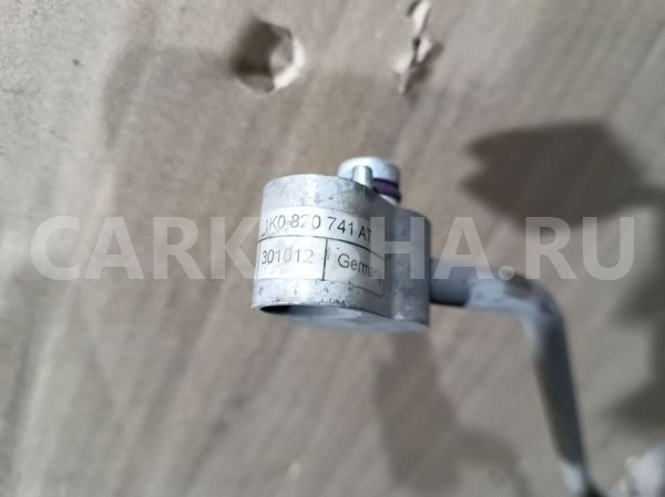 Трубка кондиционера Skoda Octavia II рестайлинг (2008—2013) Skoda Octavia оригинальный номер 1K0820741at