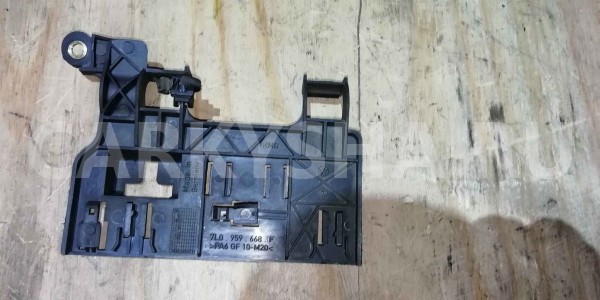 Кронштейн Porsche Cayenne I рестайлинг (2007—2010) Porsche Cayenne оригинальный номер 7L0959668F