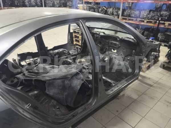 порог со стойкой правый Nissan Primera 