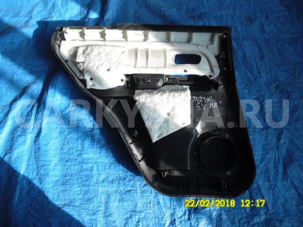 Обшивка двери Suzuki Grand Vitara II рестайлинг (2008—2012) Suzuki Grand Vitara 