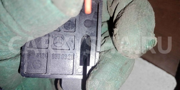 Ручка открывания капота Mercedes-Benz M-класс W164 рестайлинг (2008—2011) Mercedes-Benz M-klasse оригинальный номер a1248800320