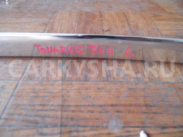 Молдинг крыши Volkswagen Touareg I (2002—2006) Volkswagen Touareg оригинальный номер 7L6853985A2ZZ