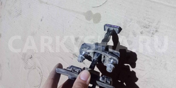 Ограничитель двери Ford Focus III (2011—2015) Ford Focus оригинальный номер 1726441