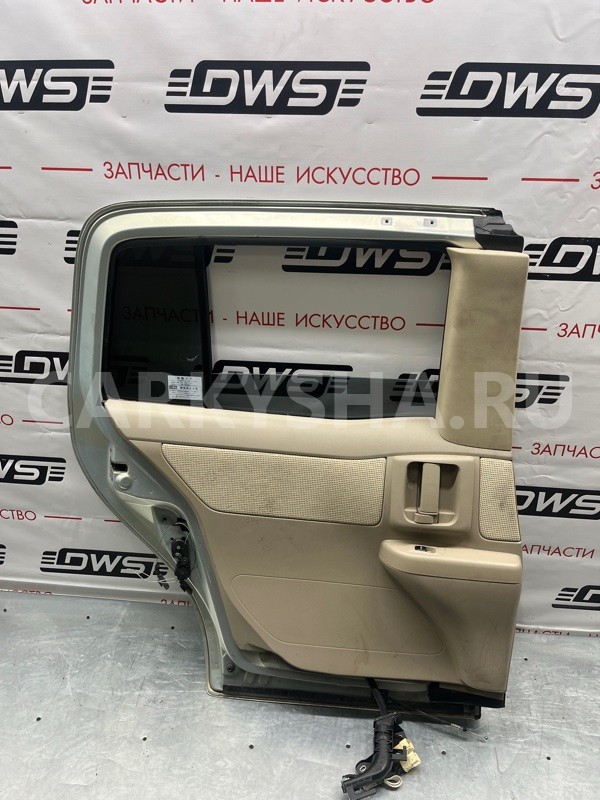 Дверь задняя левая Toyota Raum 