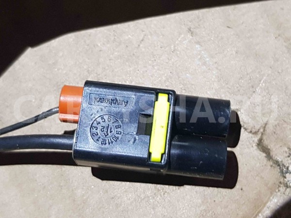 Антенна Ford Focus III (2011—2015) Ford Focus оригинальный номер am5t18828be