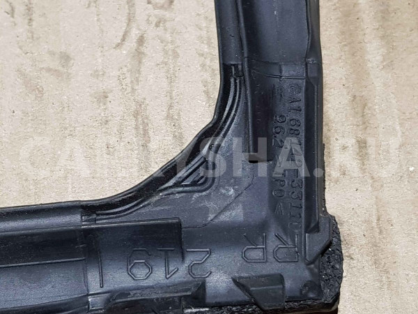 Уплотнитель стекла двери Toyota Camry XV50 рестайлинг 2 (2017—2018) Toyota Camry оригинальный номер 6814233110