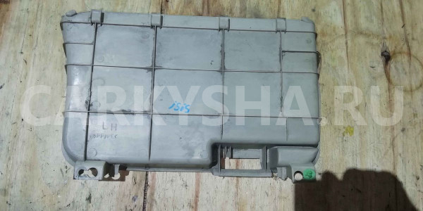 Накладка (кузов внутри) Toyota Isis I (2004—2009) Toyota ISis 