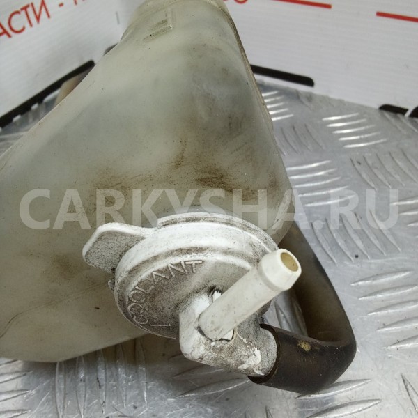 Бачок расширительный Mitsubishi Pajero 