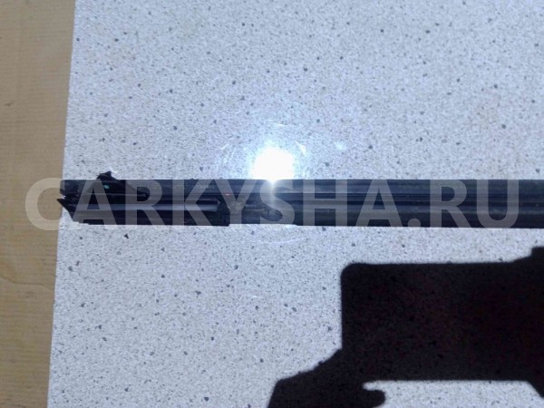 Накладка стекла Ford Fiesta Mk6 рестайлинг (2012—2019) Ford Fiesta оригинальный номер 1717390