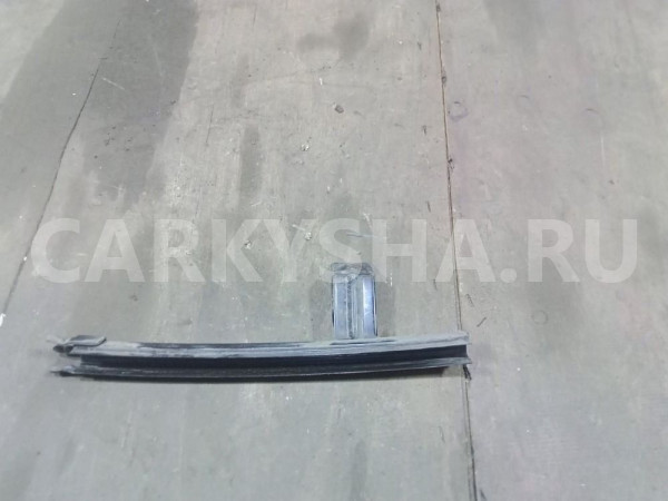 Направляющая стекла двери Nissan Almera G15 (2012—2018) Nissan Almera оригинальный номер 80387EW000