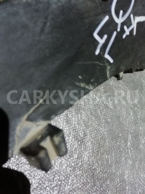 Крепеж бампера Audi Q7 4L (2005—2009) Audi 200 оригинальный номер 4l0807453a