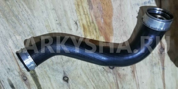 Патрубок интеркулера Volkswagen Touareg I (2002—2006) Volkswagen Touareg оригинальный номер 7L6145790B