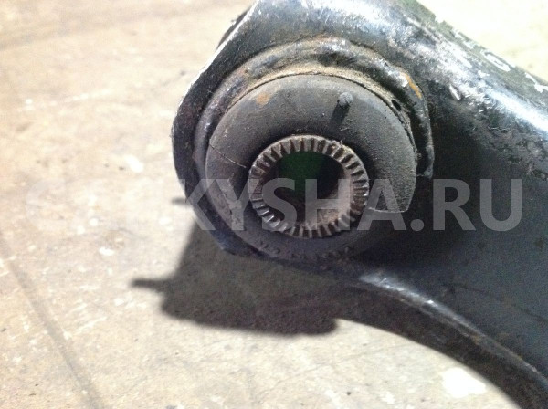 Рычаг Mitsubishi Pajero I (1982—1991) Mitsubishi i оригинальный номер Mb109648