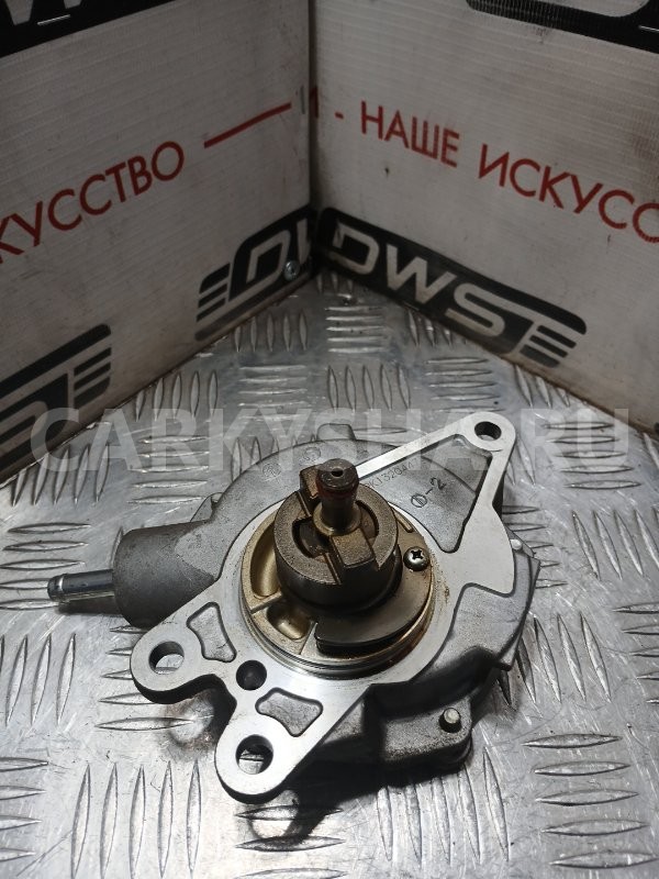 Насос вакуумный Toyota ISis 