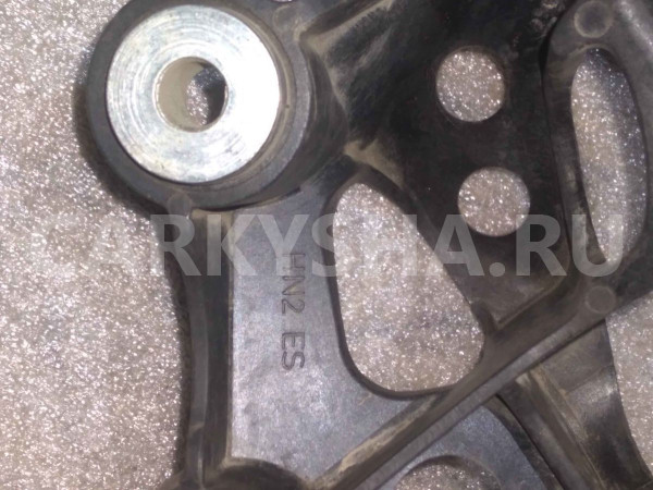 Кронштейн крепления троса КПП Volkswagen Polo V (2009—2015) Volkswagen Polo оригинальный номер 6q0711789f