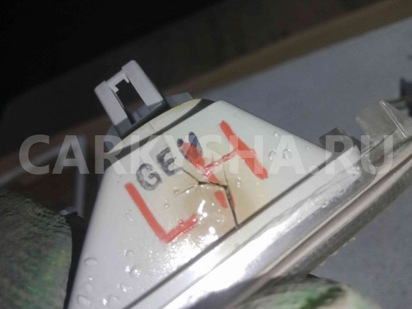 Фонарь подсветки номера Kia Rio II рестайлинг (2009—2011) Kia Rio оригинальный номер 925011g000