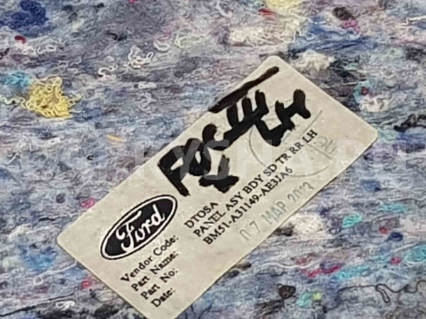 Обшивка багажника Ford Focus III (2011—2015) Ford Focus оригинальный номер bm51a31149ae3ja6