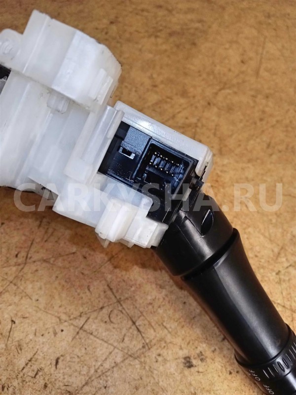 Название детали Подрулевой переключатель Модель Mitsubishi Outlander XL Mitsubishi Outlander оригинальный номер 16 135 903 80