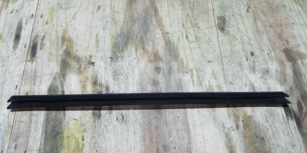 Уплотнитель стекла двери Ford Focus III (2011—2015) Ford Focus 