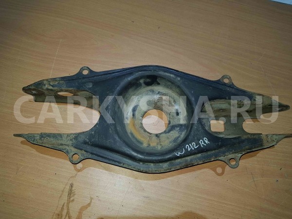 Рычаг Mercedes-Benz E-класс W212/S212/C207/A207 рестайлинг (2013—2016) Mercedes-Benz E-klasse оригинальный номер A2043503506