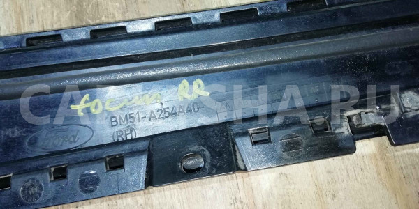 Накладка на дверь Ford Focus III (2011—2015) Ford Focus оригинальный номер BM51A254A40