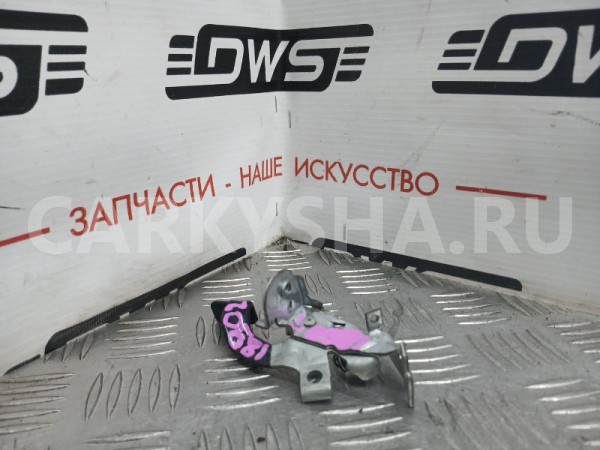 Кнопка открывания бензобака Toyota Ipsum 