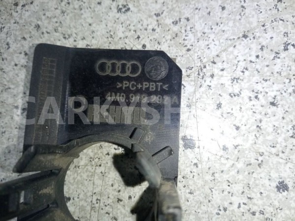 Кронштейн датчика парковки Audi Q7 4M (2015—2020) Audi Q7 оригинальный номер 4m0919292a