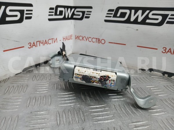 Блок управления подвеской Toyota Ipsum 