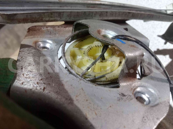 Стеклоподъемник Renault Duster I рестайлинг (2015—2021) Renault 15 оригинальный номер 8200733828