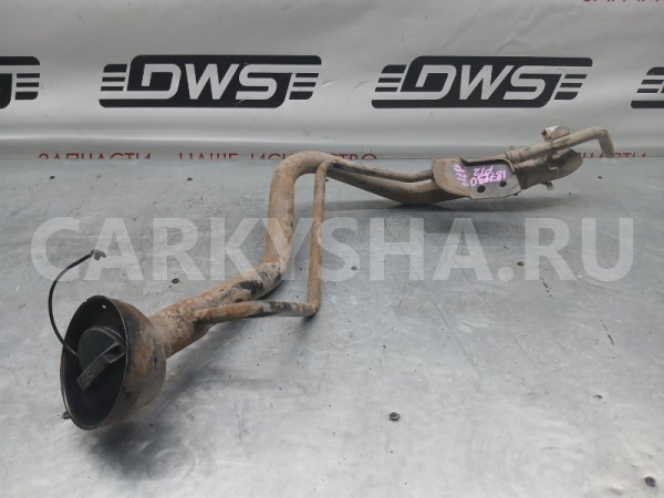 Горловина топливного бака Nissan Primera 