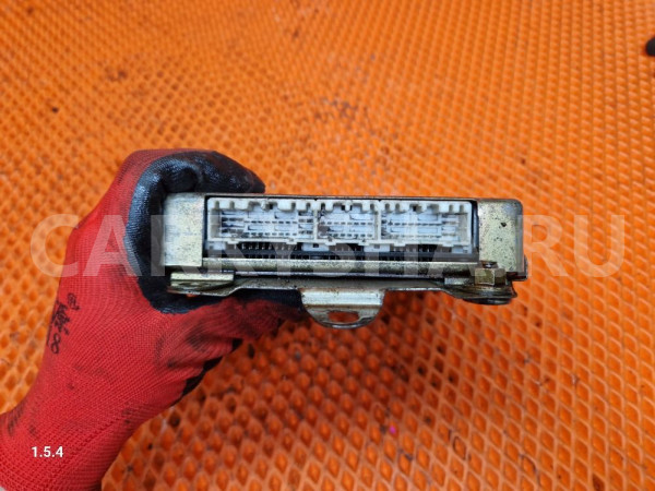 Блок управления двигателем mitsubishi diamante 6g Mitsubishi Diamante оригинальный номер md181503