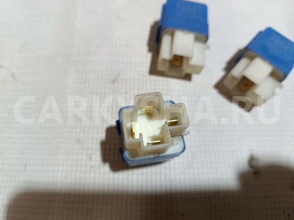 Реле Nissan Maxima оригинальный номер 2523079981