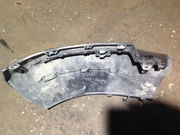 Накладка бампера Mercedes-Benz GLE-класс Coupe C292 (2015—2019) Mercedes-Benz GLE оригинальный номер A2928854722