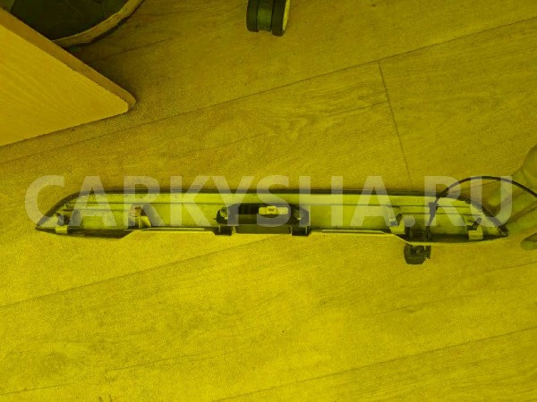 Накладка 5-й двери Toyota Sienta 