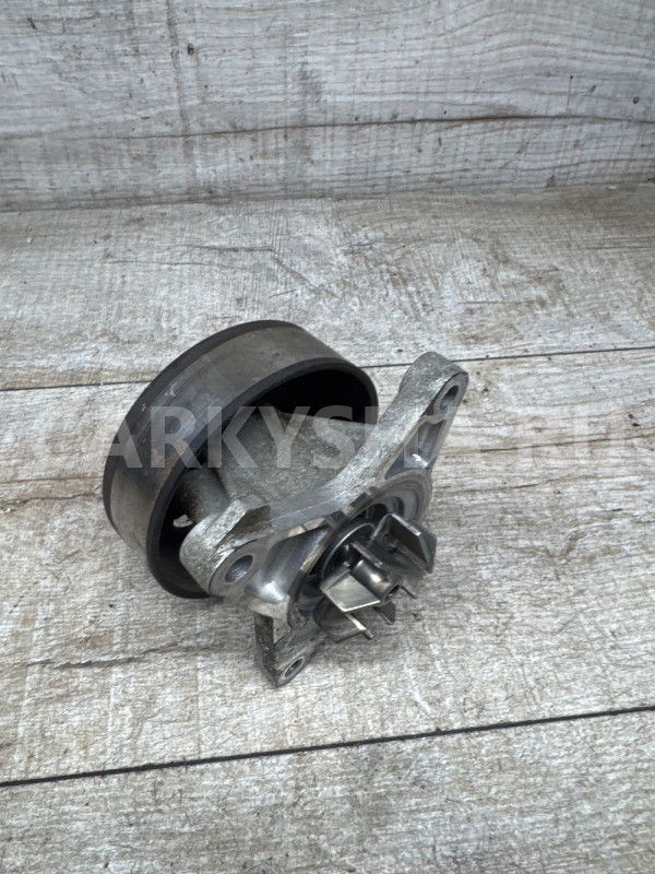 Помпа водяная Nissan mr20de B10101GZ0A Nissan Qashqai оригинальный номер B1010EN20B