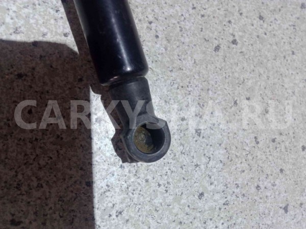 Амортизатор капота Renault Duster I рестайлинг (2015—2021) Renault 15 оригинальный номер 654710944r