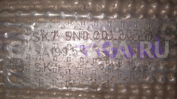 Экран тепловой Volkswagen Tiguan I (2007—2011) Volkswagen Tiguan оригинальный номер 5N0201307F