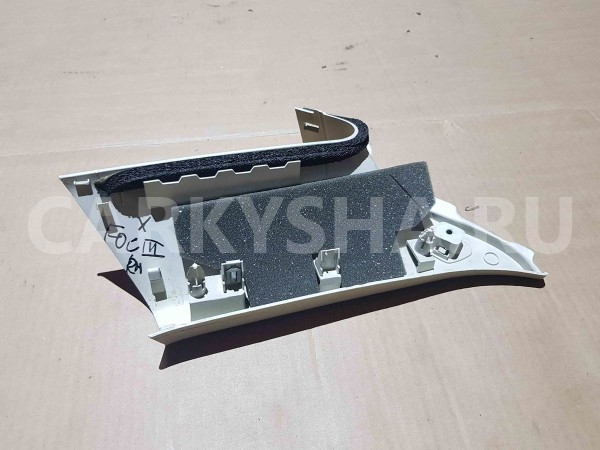 Обшивка стойки Ford Focus III (2011—2015) Ford Focus оригинальный номер bm51f31010aew