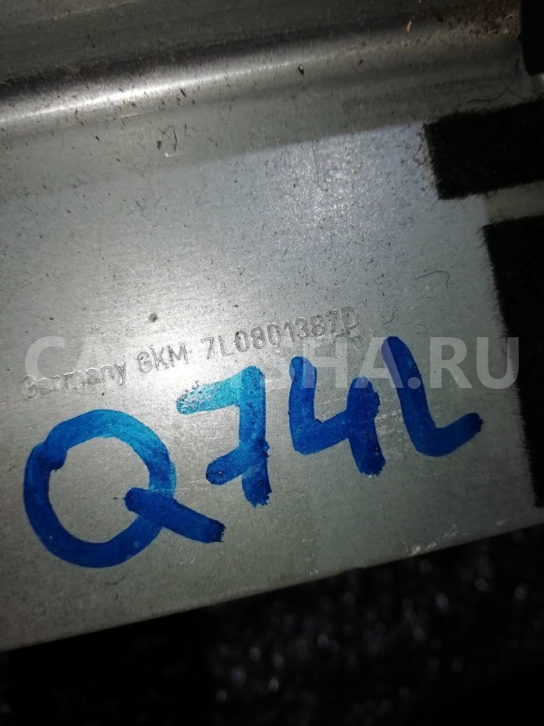 Крепление аккумулятора Audi Q7 4L (2005—2009) Audi 200 оригинальный номер 7l0801387d