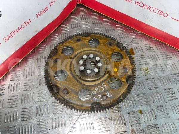 Маховик Toyota Noah 