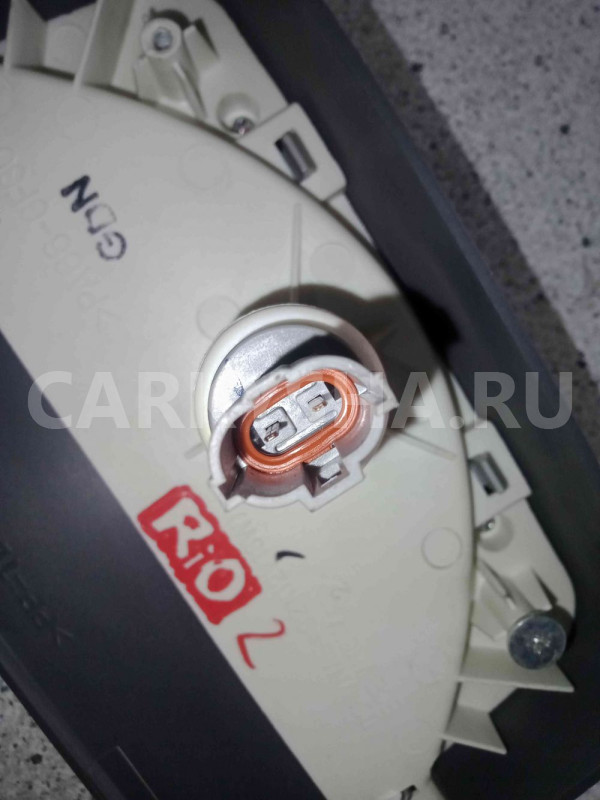 Фонарь задний (стоп сигнал) Kia Rio II рестайлинг (2009—2011) Kia Rio оригинальный номер 927501G010