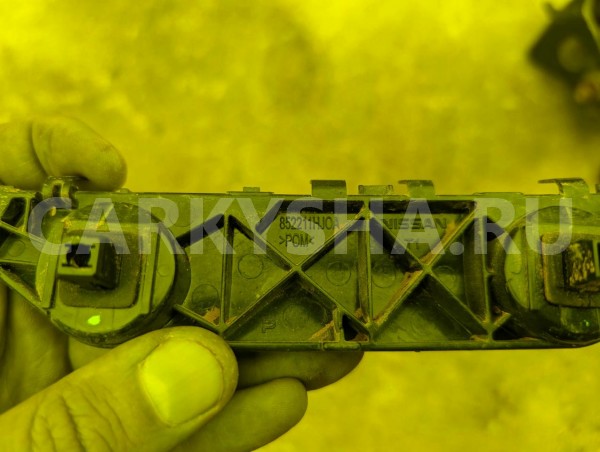 Крепление бампера Nissan March 