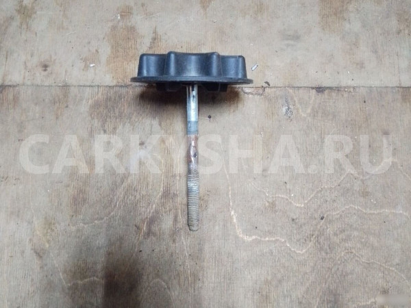 Крепление запасного колеса Toyota Auris Toyota Auris 