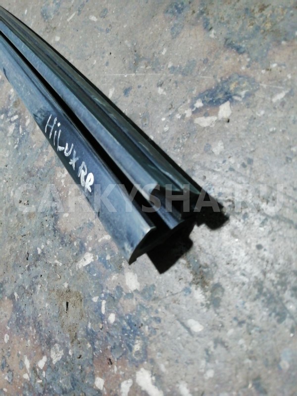 Уплотнитель стекла двери Toyota Hilux VII рестайлинг (2011—2015) Toyota Hilux оригинальный номер 681420K010