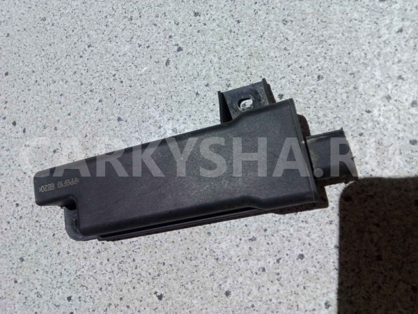 Антенна Mercedes-Benz M-класс W164 рестайлинг (2008—2011) Mercedes-Benz M-klasse оригинальный номер a0018277201