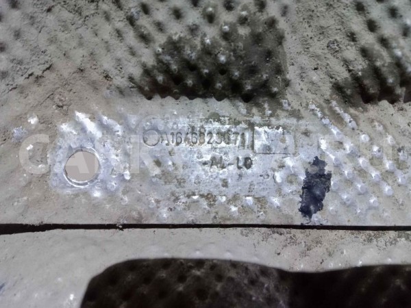 Экран тепловой Mercedes-Benz M-класс W166 (2011—2015) Mercedes-Benz M-klasse оригинальный номер a1646823071